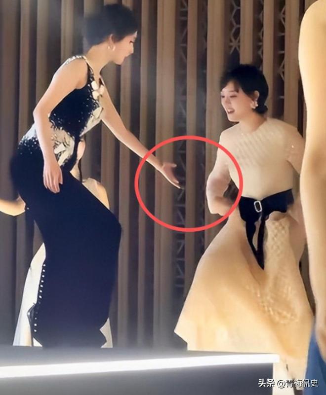 宏远速递!陈老板做重要决定,朱芳雨交接完成正式离队,黄明依将续约