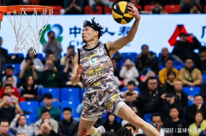 斯基拉:英超四队竞争穆哈雷莫维奇,萨索洛要价4000万欧元