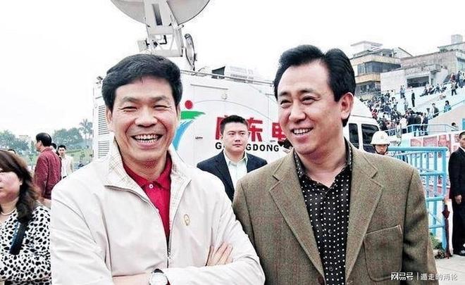 53岁大妈和37岁男人再婚,大妈哭诉:他太年轻,我吃不消