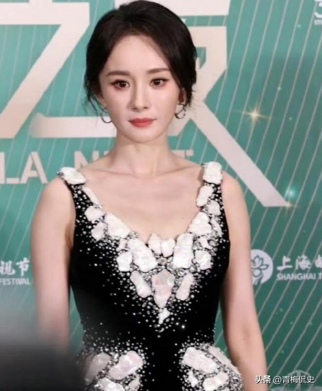 宏远速递!陈老板做重要决定,朱芳雨交接完成正式离队,黄明依将续约