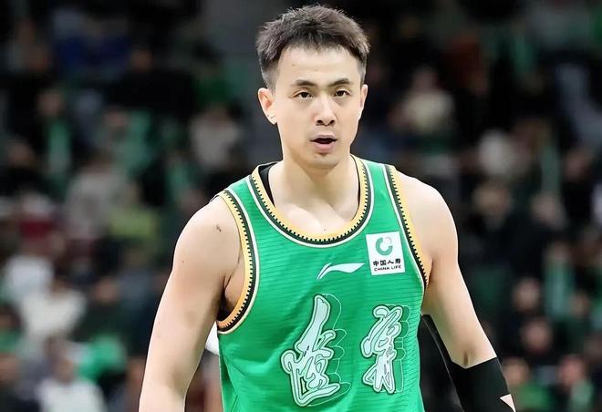 中国男篮赢球后,郭士强宣布重要决定,打日本队真的稳了
