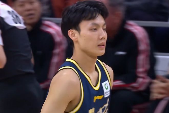 5年2.41亿!库里0票,弟弟真敢说:FMVP不重要..